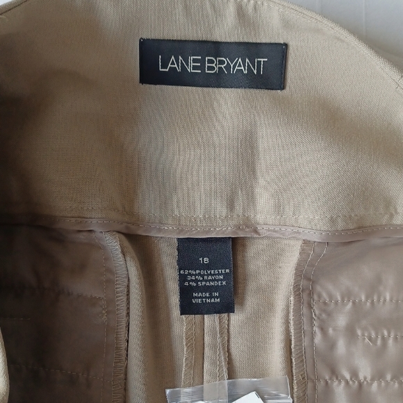 Lane Bryant Cropped Wide Waistband Pant NWT- Sz. 18 - Picture 7 of 10